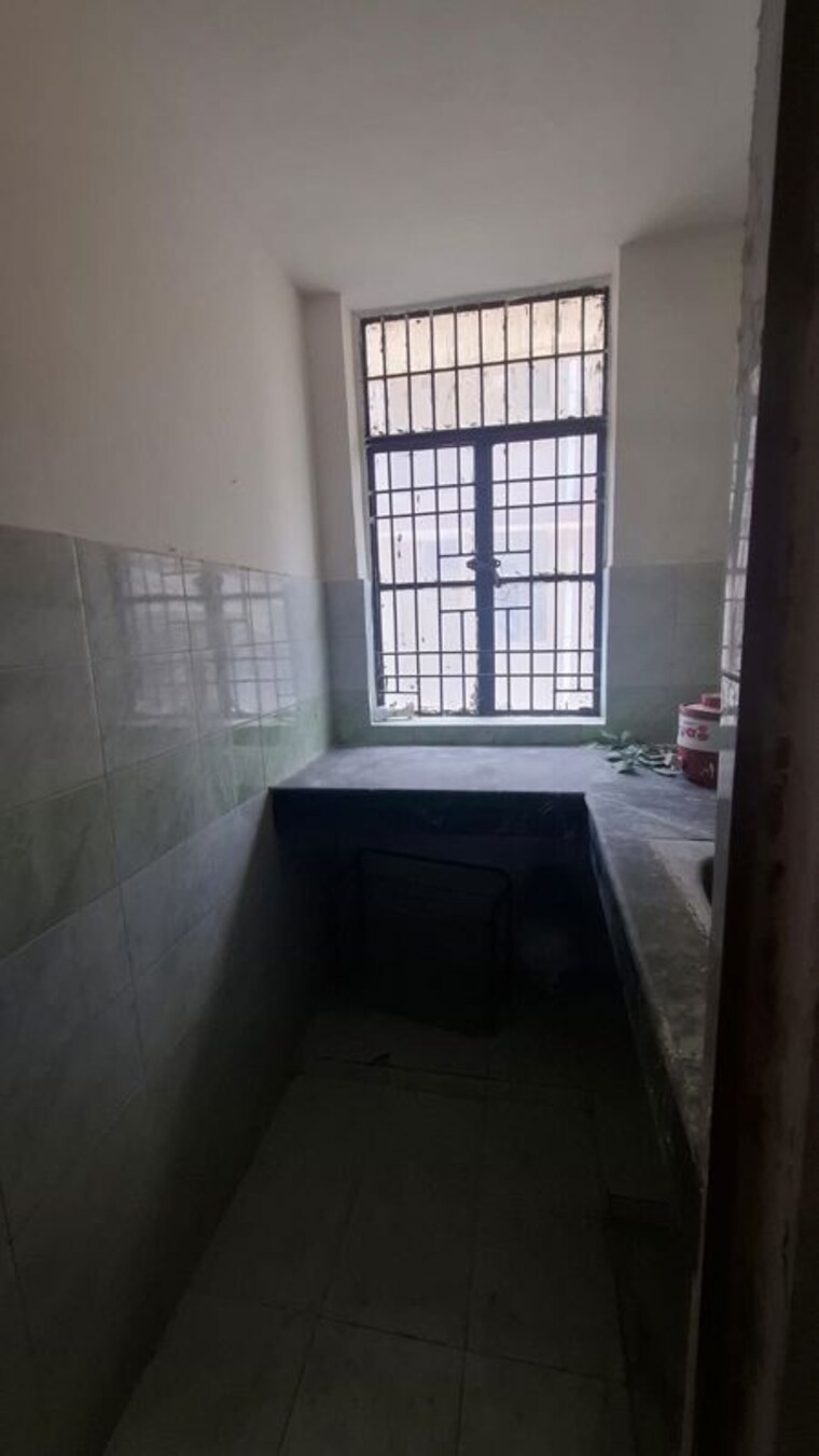 Kitchen, vaidpura 1 Bedroom 30 Sq.Mt. Apartment In Vaidpura Greater Noida 10321353
