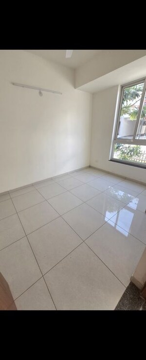 Room in 4 BHK Villa at Godrej Golf Link Villas, Sector 27 Yamuna Expressway – for Rent