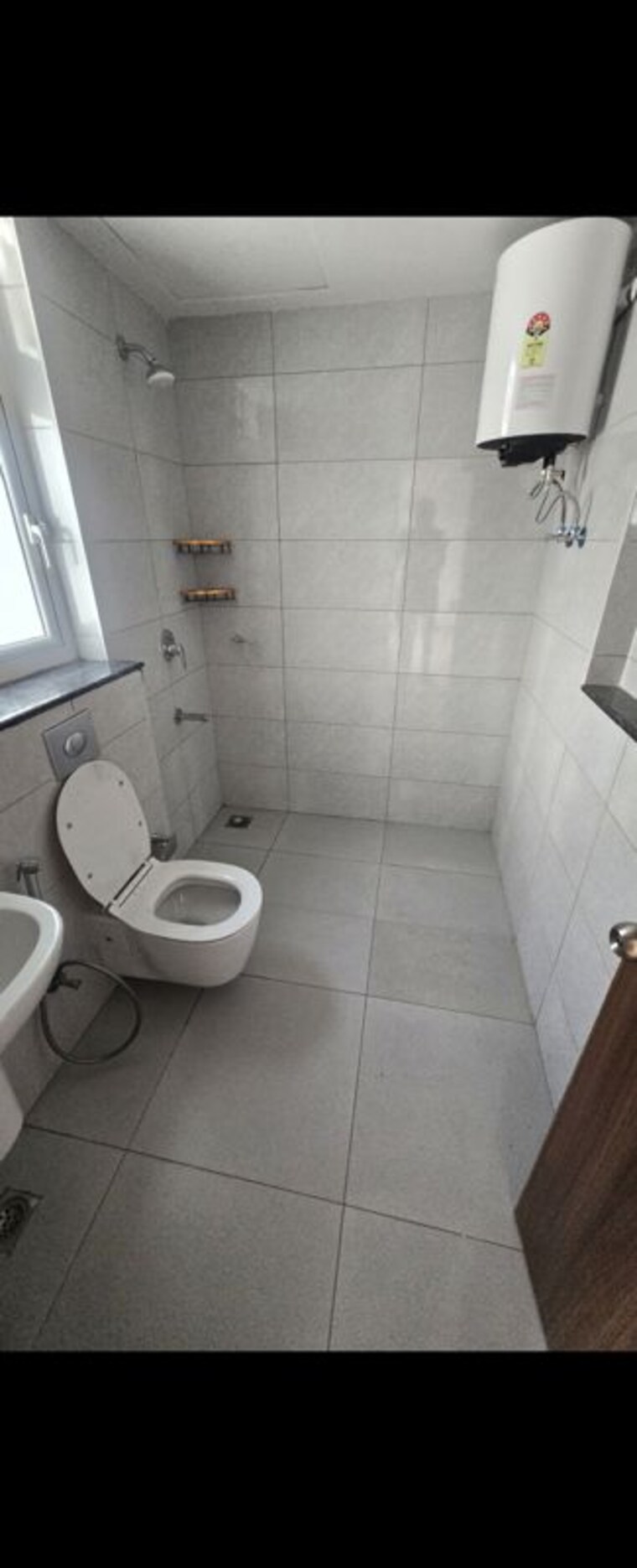 Bathroom, godrej-golf-link-villas 4 Bedroom 2359 Sq.Ft. Villa In Sector 27 Yamuna Expressway Greater Noida 10323728