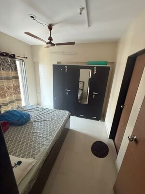 Bedroom in 2 BHK Apartment at Veena Serenity, Chembur – for Rent