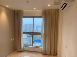 Room in 2 BHK Apartment at Hiranandani Highland, Powai – for Sale