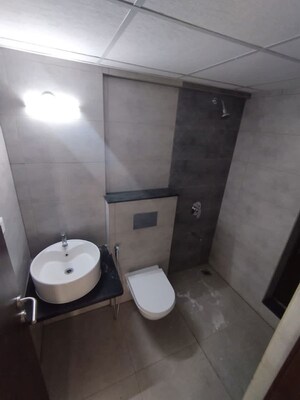 Bathroom in 1 BHK Apartment at Mahindra Alcove, Chandivali – for Rent