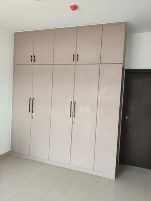 Furnished Amenities in 2 BHK Apartment at Karle Vario Homes, Hebbal – for Rent