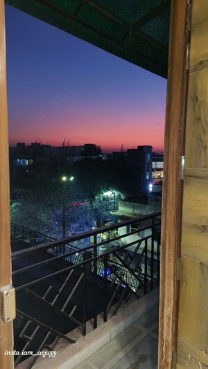 2 BHK Builder Floor For Rent in Lajpat Nagar 4