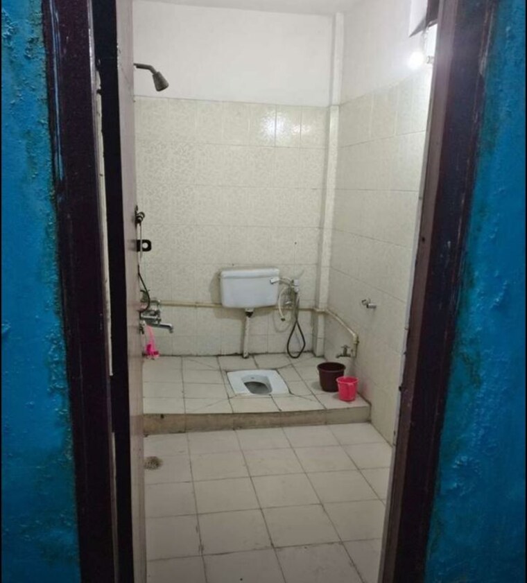 Bathroom, gomti nagar 2 Bedroom 1200 Sq.Ft. Independent House In Gomti Nagar Lucknow 9485880
