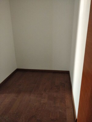 Room in 4 BHK Apartment at M3M Golf Estate, Sector 65 – for Sale