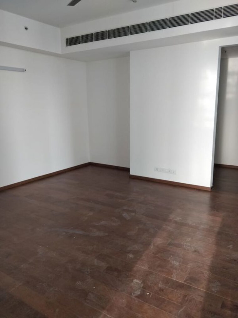 Room, m3m-golf-estate 4 Bedroom 6350 Sq.Ft. Apartment In Sector 65 Gurgaon 10323779