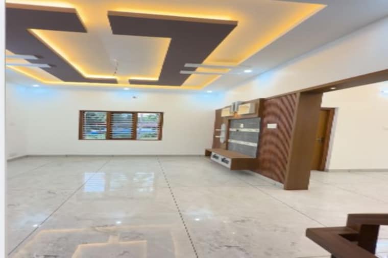  Parking, mannuthy 5 Bedroom 2260 Sq.Ft. Independent House In Mannuthy Thrissur 10323760