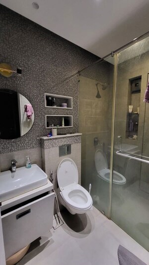 Bathroom in 3 BHK Apartment at Kamdhenu Sai Saakshaat E Wing, Kharghar – for Rent