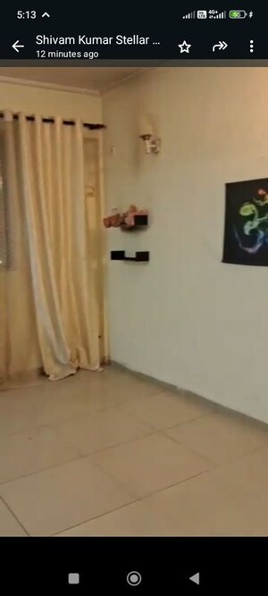 Room in 3 BHK Apartment at LG Employees CHS, Pi I And Ii Greater Noida – for Rent