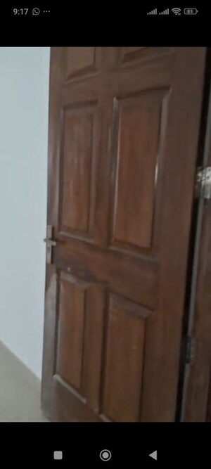 Furnished Amenities in 3 BHK Apartment at LG Employees CHS, Pi I And Ii Greater Noida – for Rent