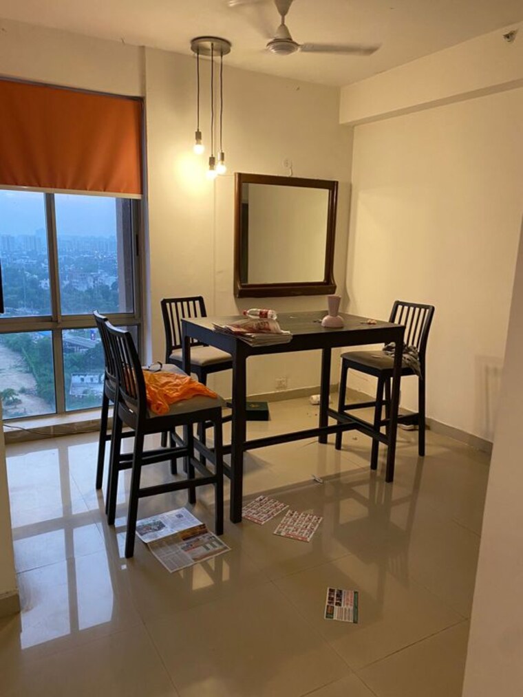Dining area, pioneer-park-phase-1 2 Bedroom 1270 Sq.Ft. Apartment In Sector 61 Gurgaon 10323528