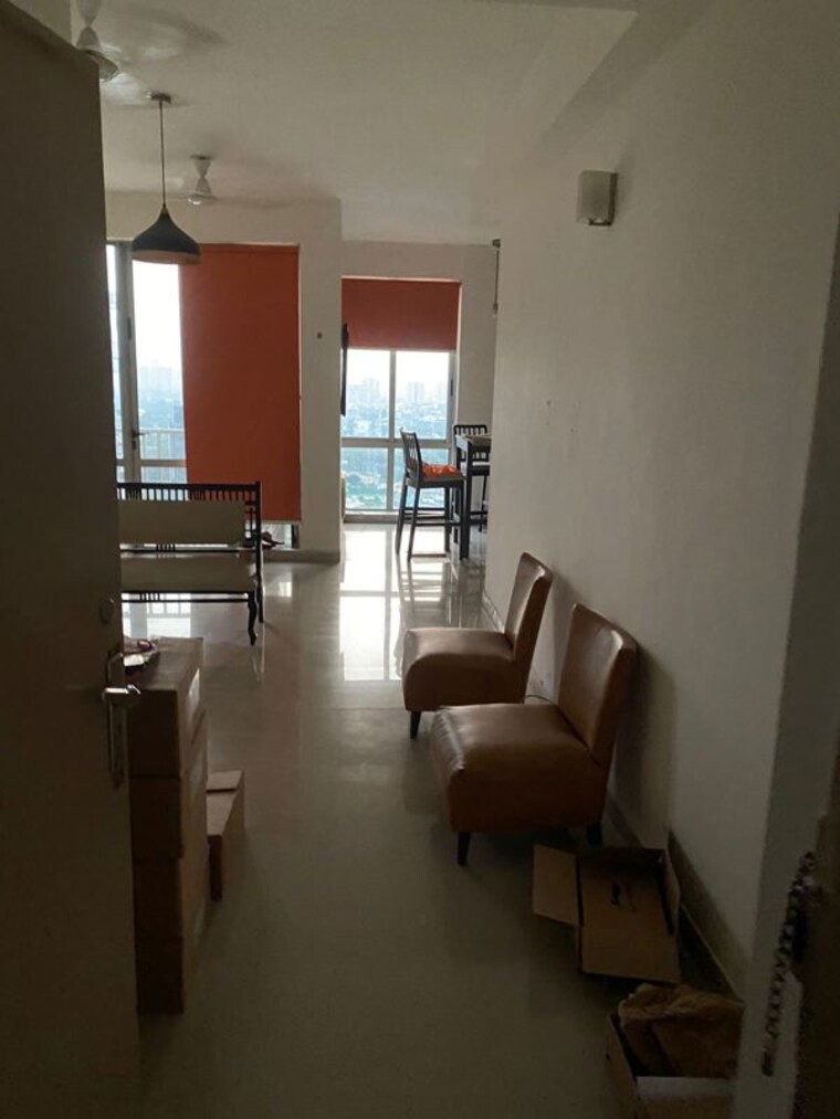 Living Room, pioneer-park-phase-1 2 Bedroom 1270 Sq.Ft. Apartment In Sector 61 Gurgaon 10323528