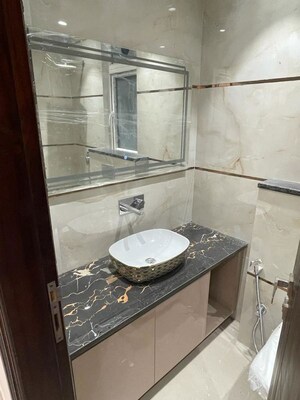 Kitchen in 3 BHK Builder Floor at Sector 57 – for Sale