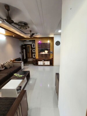 Furnished Amenities in 3 BHK Apartment at Ambawadi – for Rent
