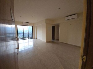 Room in 2 BHK Apartment at Lodha Sterling, Kolshet Road – for Sale