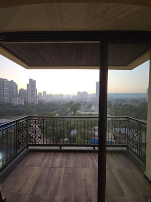 Swimming Pool in 2 BHK Apartment at Lodha Sterling, Kolshet Road – for Sale