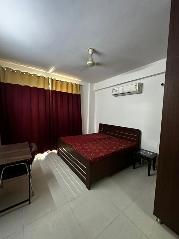3 BHK Builder Floor For Rent in Sector 51