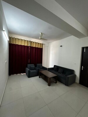 Team Area in 3 BHK Builder Floor at Sector 51 – for Rent