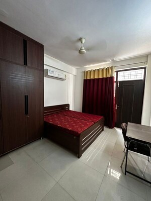 Bedroom in 3 BHK Builder Floor at Sector 51 – for Rent