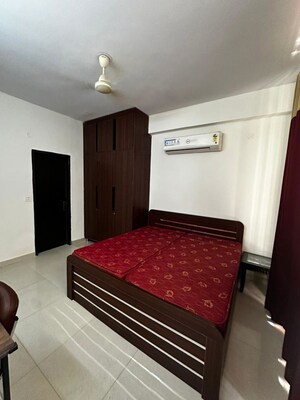 Bedroom in 3 BHK Builder Floor at Sector 51 – for Rent