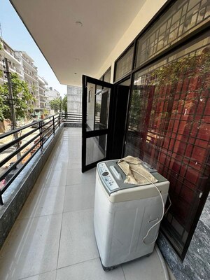 Balcony in 3 BHK Builder Floor at Sector 51 – for Rent