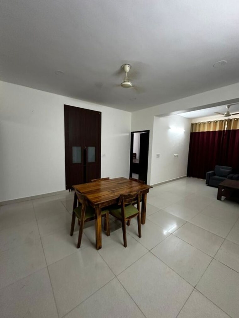 Living Room, sector 51 3 Bedroom 2500 Sq.Ft. Builder Floor In Sector 51 Gurgaon 10323830