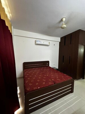 Bedroom in 3 BHK Builder Floor at Sector 51 – for Rent
