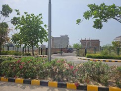 Plot For Sale in Godrej Retreat