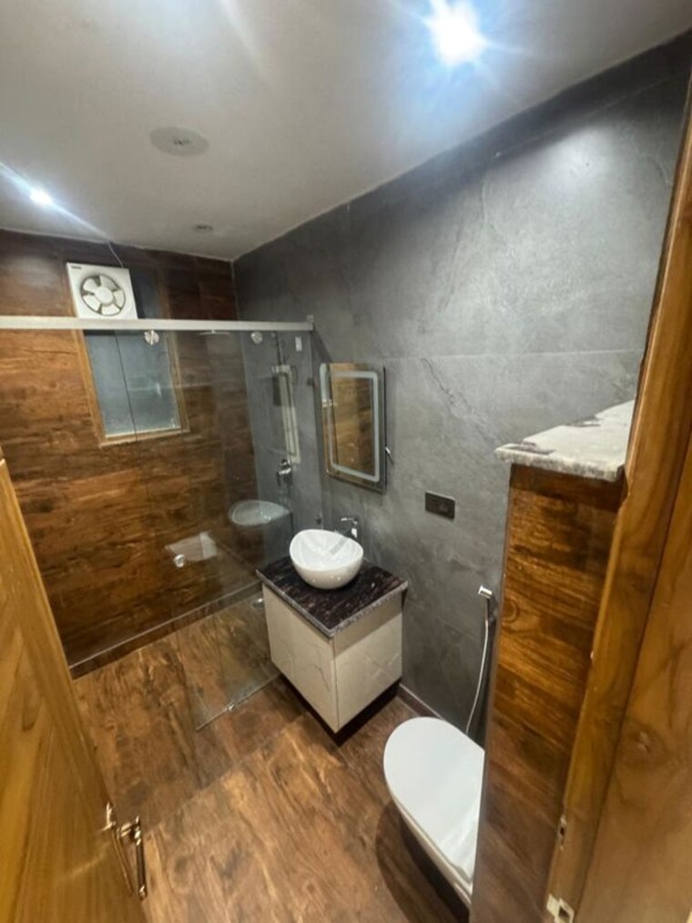 Kitchen, sector 85 3 Bedroom 250 Sq.Yd. Builder Floor In Sector 85 Faridabad 10323866