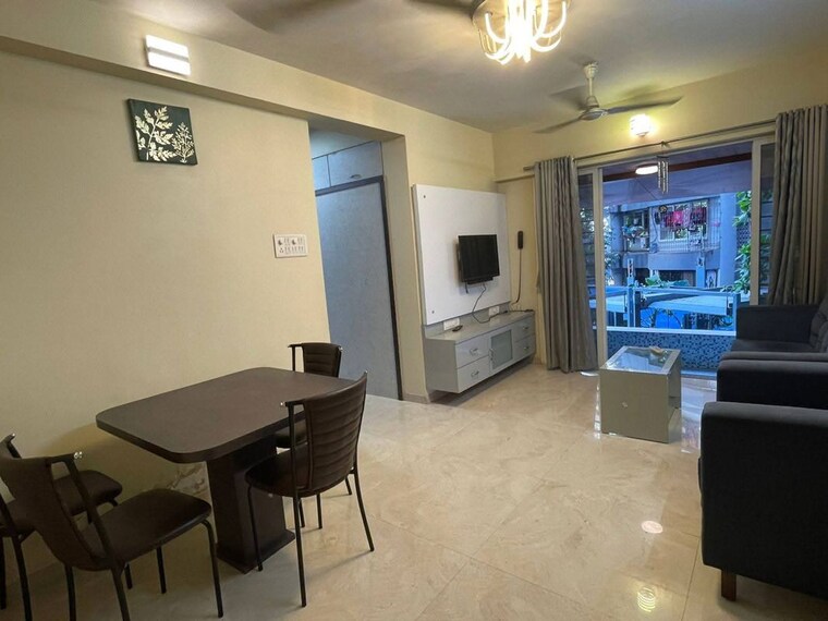 Living Room, laxmi-chs-bandra 1 Bedroom 500 Sq.Ft. Apartment In Bandra West Mumbai 10323890