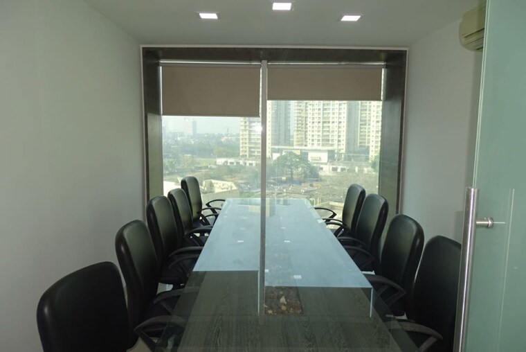 Team Area, dlh-park Commercial Office Space 1400 Sq.Ft. In Malad West Mumbai 10323895