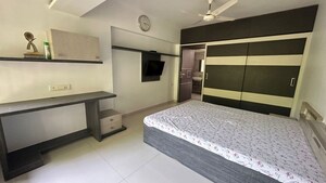 Team Area in 3 BHK Apartment at Naranpura – for Rent