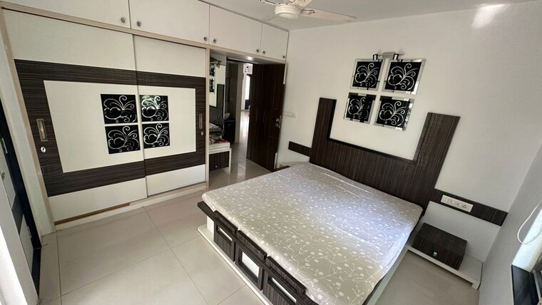 Team Area, naranpura 3 Bedroom 1740 Sq.Ft. Apartment In Naranpura Ahmedabad 10323869