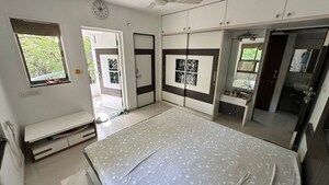 Parking in 3 BHK Apartment at Naranpura – for Rent