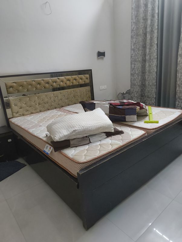 1 BHK + Pooja Room Independent House For Rent in RWA Apartments Sector 30