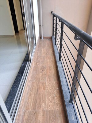 2 BHK Apartment For Rent in Runwal Eirene, Balkum Pada