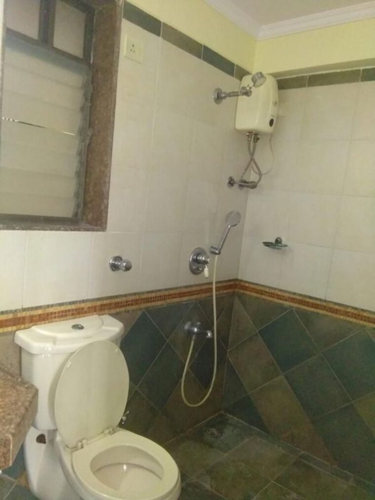 Bathroom, kukreja-chembur-heights-2 2 Bedroom 750 Sq.Ft. Apartment In Chembur Mumbai 10323934