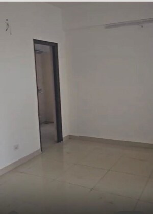 Room in 3.5 BHK Apartment at LandCraft River Heights, Raj Nagar Extension – for Rent