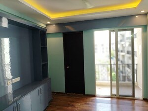 Building Lobby in 3 BHK Builder Floor at Signature Global Park, Sohna Sector 36 – for Sale