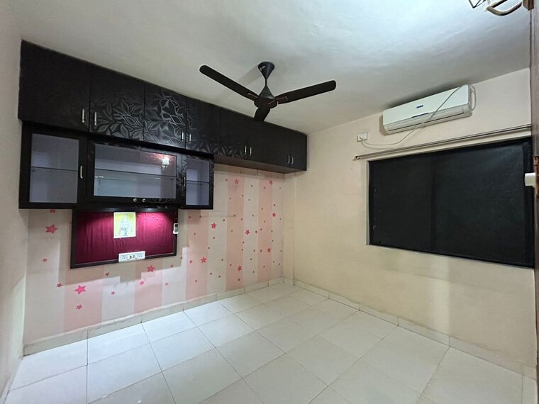 Kitchen, laxmi-nagar-society 2 Bedroom 1000 Sq.Ft. Apartment In Dhanori Pune 10323953