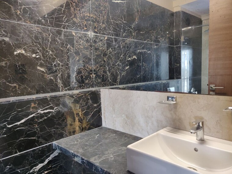 Bathroom, kabra-centroid 2 Bedroom 700 Sq.Ft. Apartment In Santacruz East Mumbai 10323967