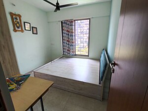 Room in 2 BHK Apartment at Wakad – for Rent