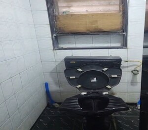 Bathroom in 1 BHK Apartment at Dadar East – for Rent