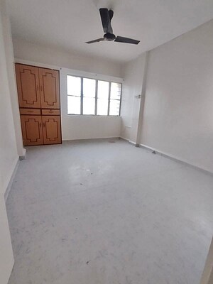 Room in 3 BHK Apartment at Amanora Elivate Tower, Hadapsar – for Sale