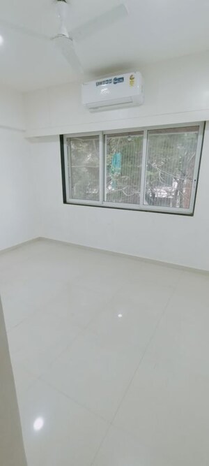 Room in 2 BHK Apartment at Gardenia Apartment Santacruz, Santacruz East – for Rent