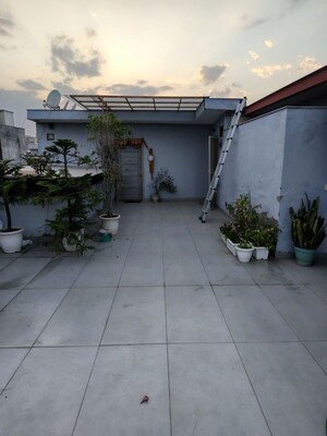 Balcony in  Builder Floor at Ansal Boom Plaza, Sushant Lok Iii – for Rent