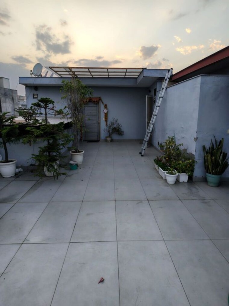Balcony, ansal-boom-plaza  250 Sq.Ft. Builder Floor In Sushant Lok Iii Gurgaon 10324015
