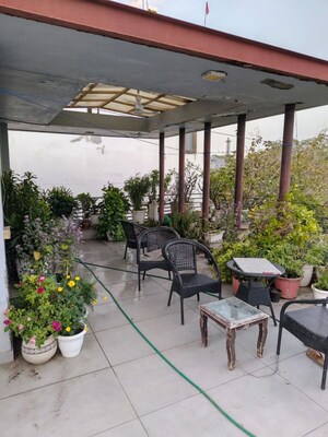 Gym in  Builder Floor at Ansal Boom Plaza, Sushant Lok Iii – for Rent