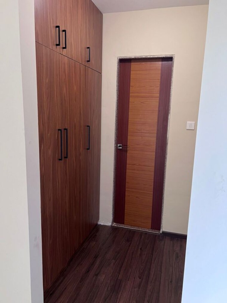 Bathroom, paradise-sai-world-city-phase-2 4 Bedroom 2500 Sq.Ft. Apartment In New Panvel Navi Mumbai 10324039